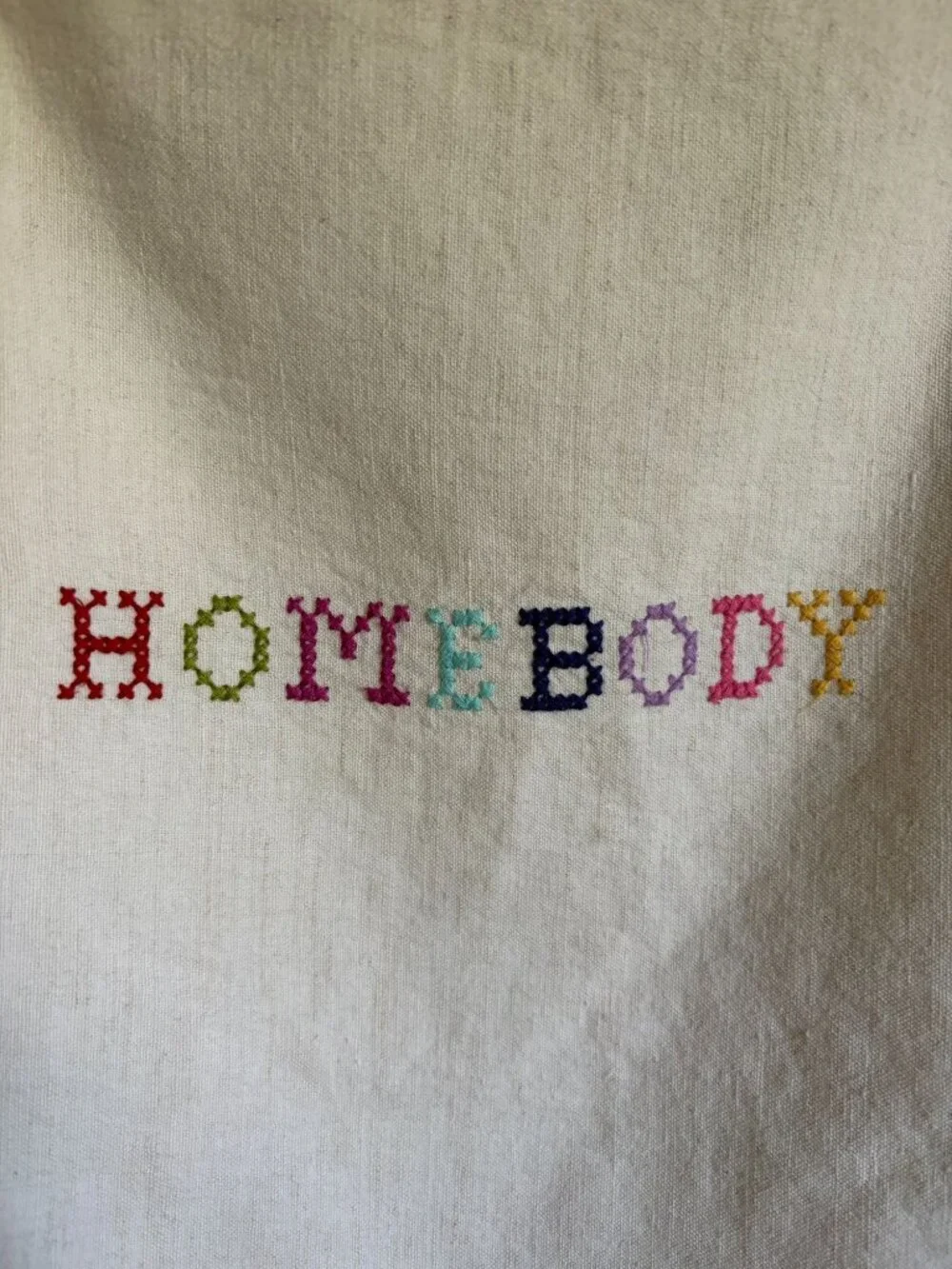 Anthropologie Homebody Embroidered 16